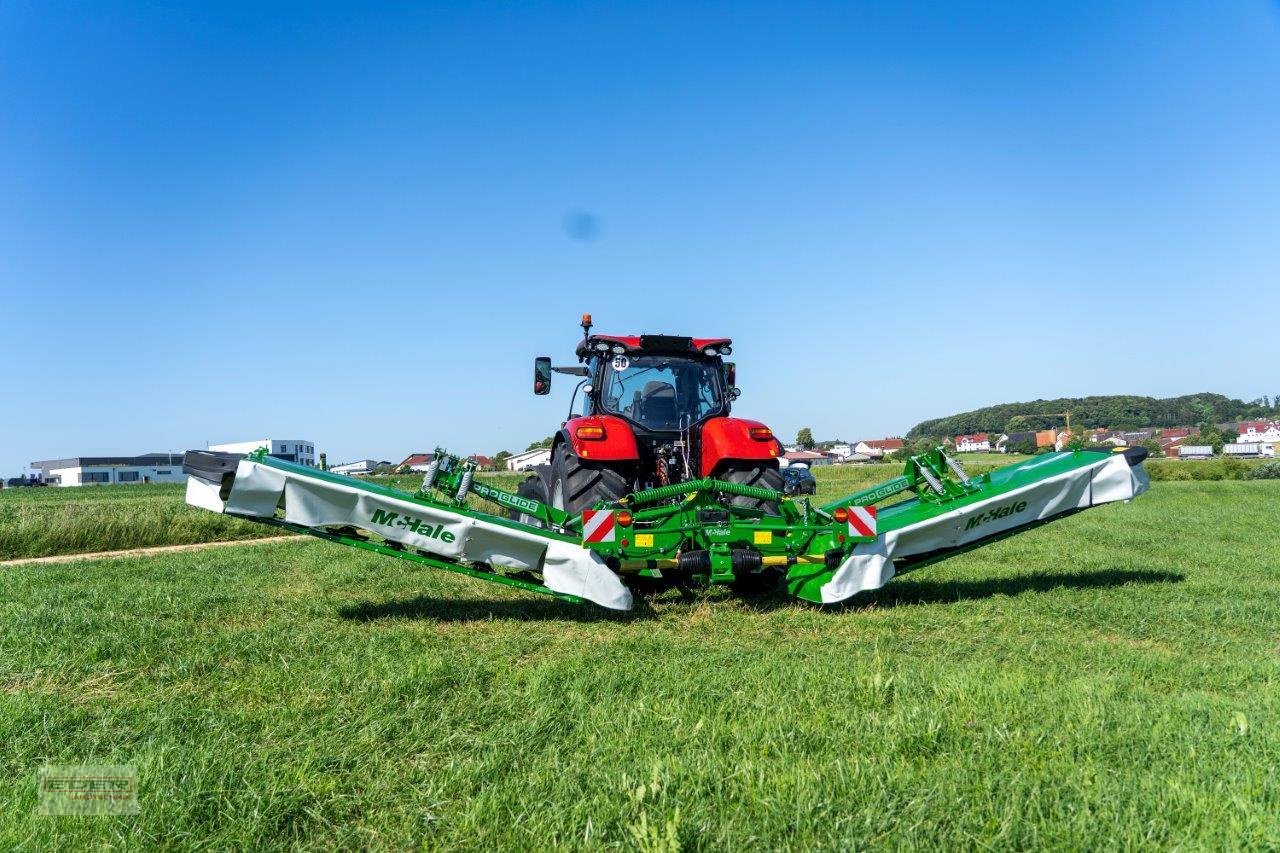 Mähwerk des Typs McHale B910, Neumaschine in Luizhausen-Lonsee (Bild 3)