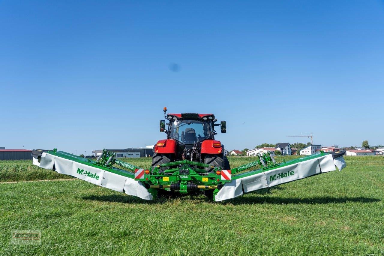 Mähwerk des Typs McHale B910, Neumaschine in Luizhausen-Lonsee (Bild 4)