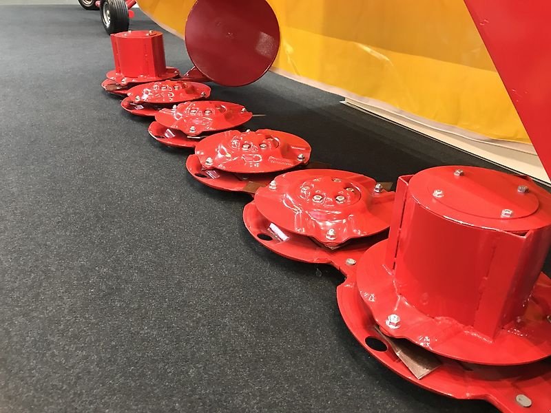 Mähwerk des Typs Minos Agri Scheibenmähwerk T-DCBM 6-Scheiben TRIO **NEU**, Neumaschine in Münstermaifeld (Bild 1)