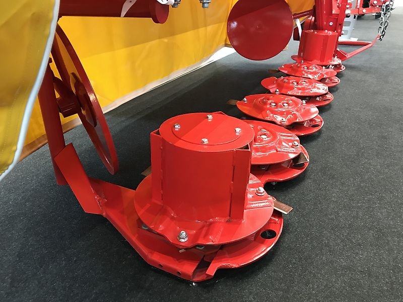 Mähwerk des Typs Minos Agri Scheibenmähwerk T-DCBM 6-Scheiben TRIO **NEU**, Neumaschine in Münstermaifeld (Bild 3)