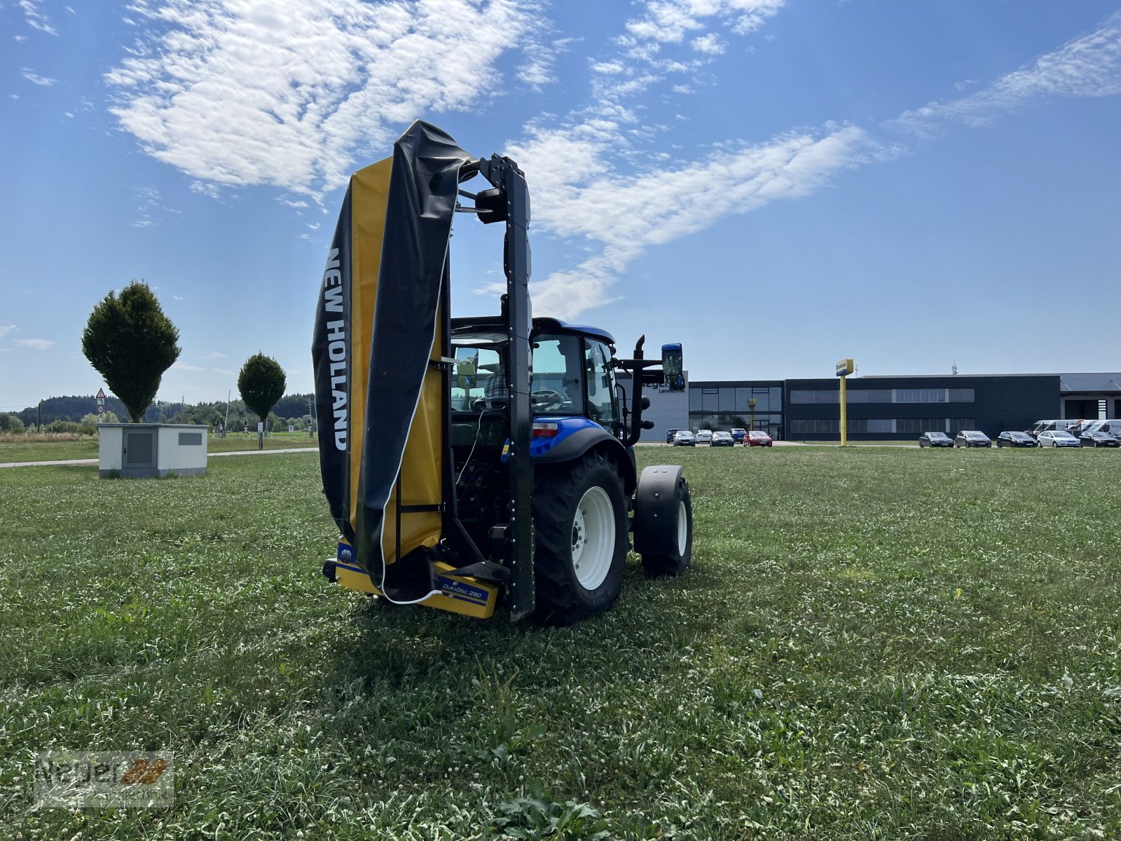 Mähwerk of the type New Holland DuraDisc 280, Neumaschine in Bad Waldsee Mennisweiler (Picture 7)