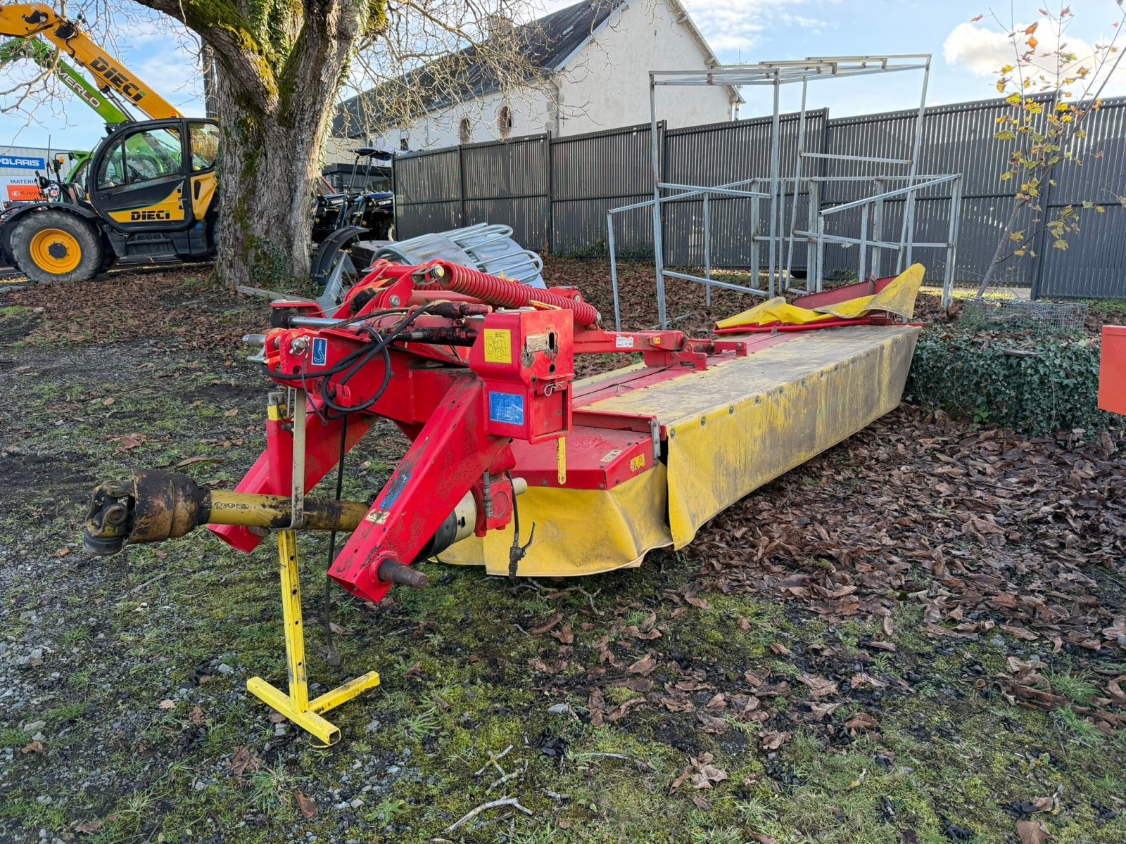 Mähwerk du type Pöttinger Faucheuse NOVACAT 350H Pöttinger, Gebrauchtmaschine en LA SOUTERRAINE (Photo 4)