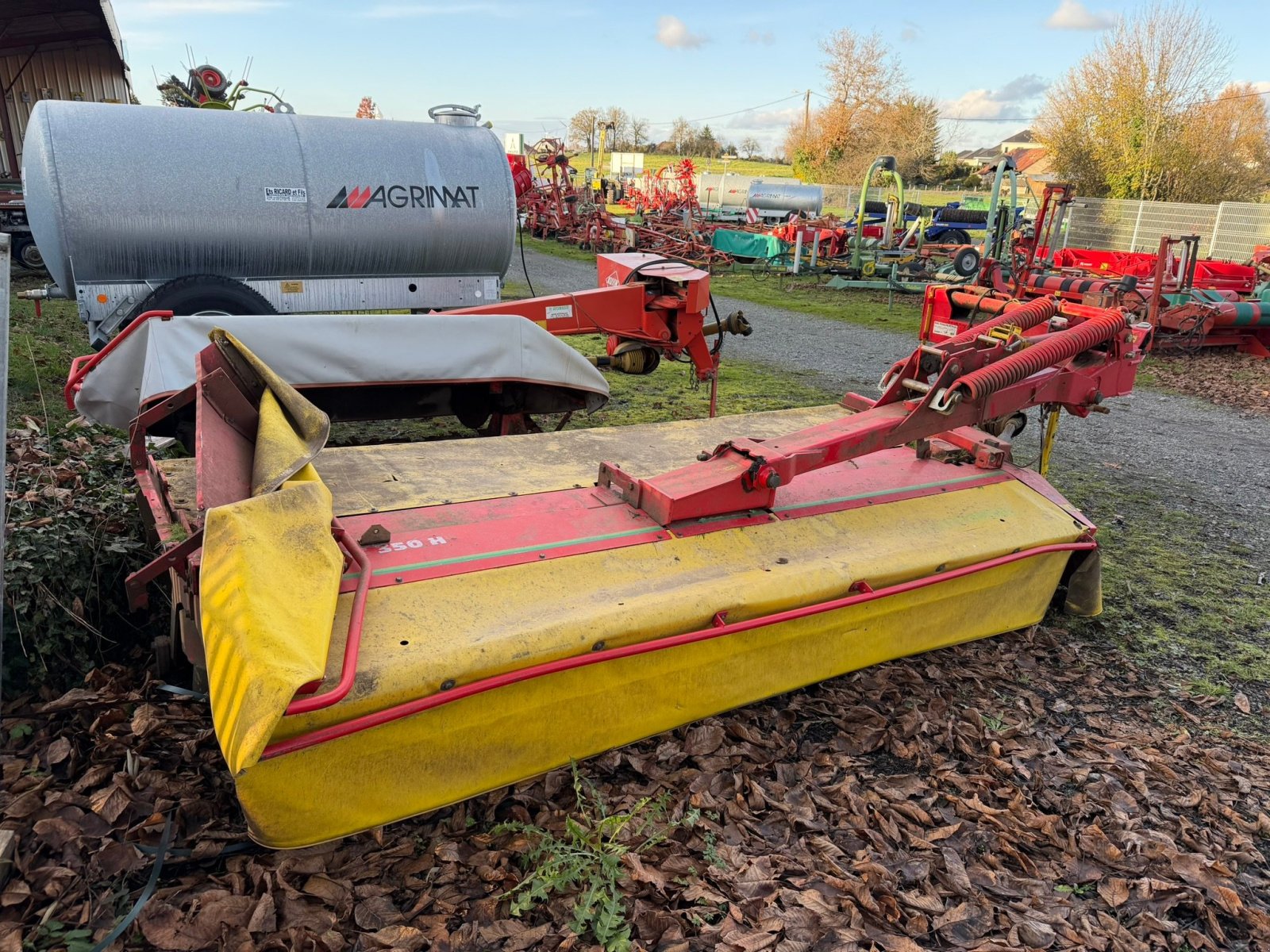 Mähwerk des Typs Pöttinger Faucheuse NOVACAT 350H Pöttinger, Gebrauchtmaschine in LA SOUTERRAINE (Bild 5)