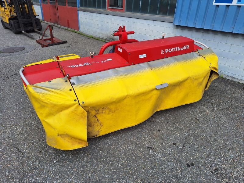 Mähwerk of the type Pöttinger Nova Alpin 226 Frontmähwerk, Gebrauchtmaschine in Chur (Picture 1)