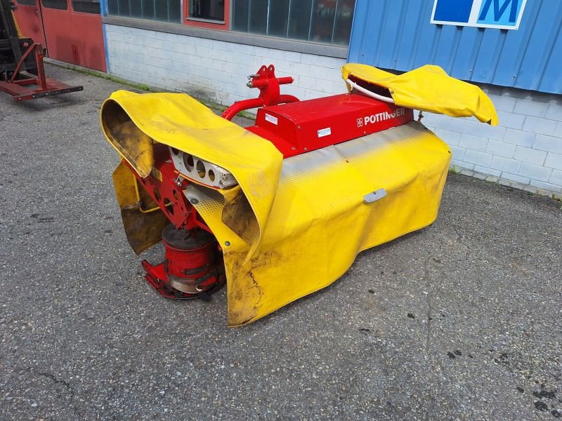 Mähwerk of the type Pöttinger Nova Alpin 226 Frontmähwerk, Gebrauchtmaschine in Chur (Picture 3)