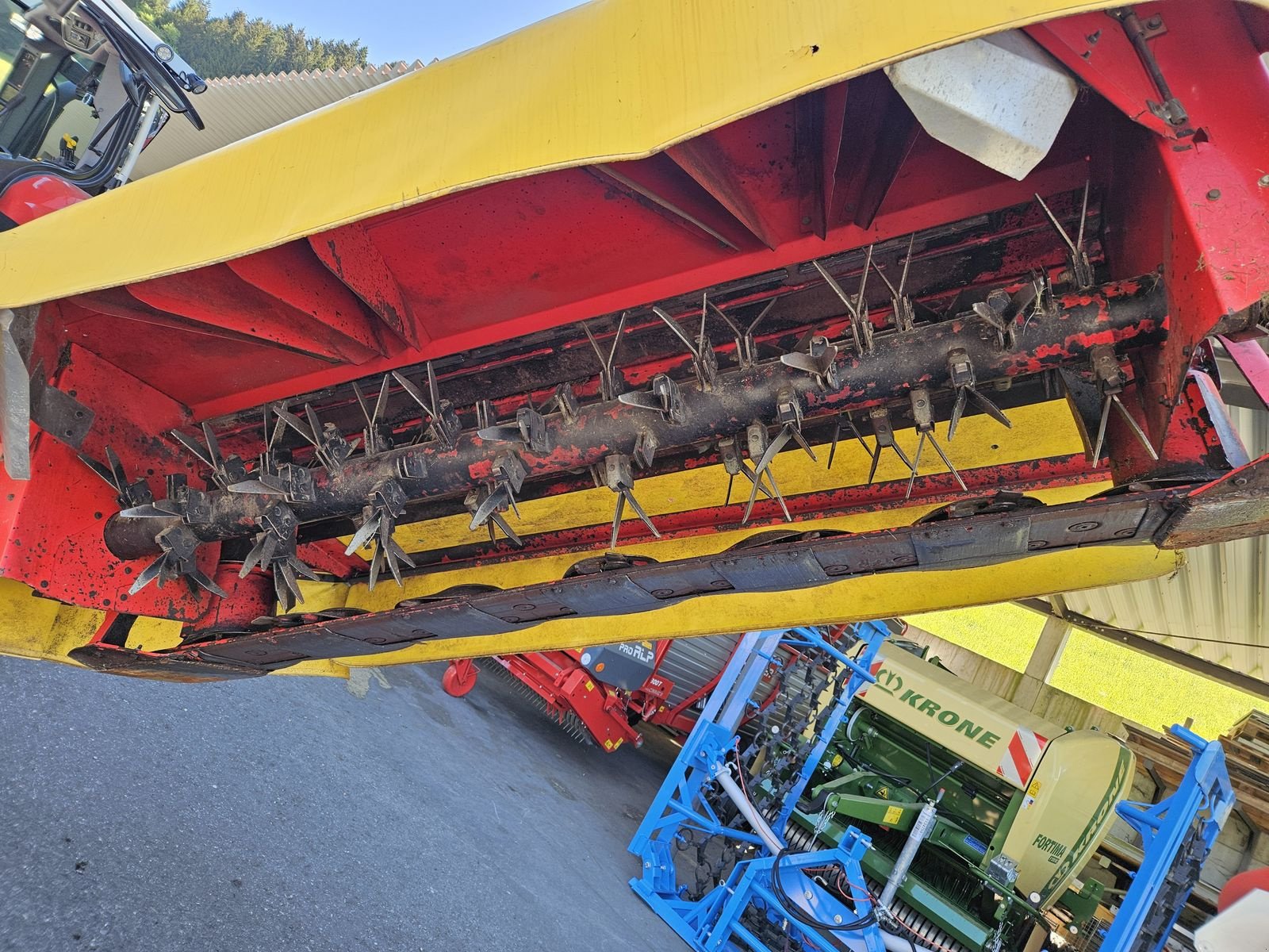 Mähwerk des Typs Pöttinger Nova Cat 305 H, Gebrauchtmaschine in Sulzberg (Bild 11)