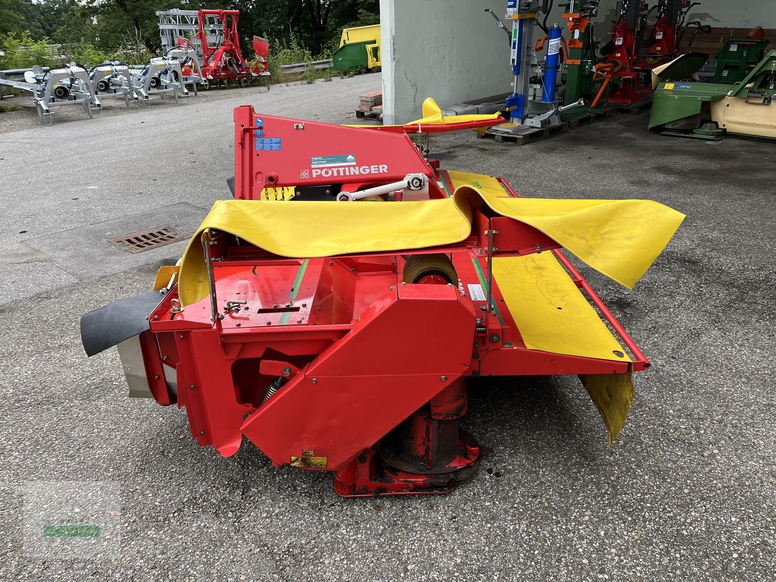Mähwerk от тип Pöttinger Nova Cat 306 F ED, Gebrauchtmaschine в Wartberg (Снимка 8)