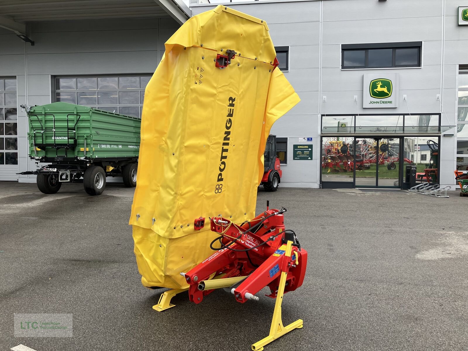 Mähwerk des Typs Pöttinger Nova Disc 262, Neumaschine in Redlham (Bild 1)