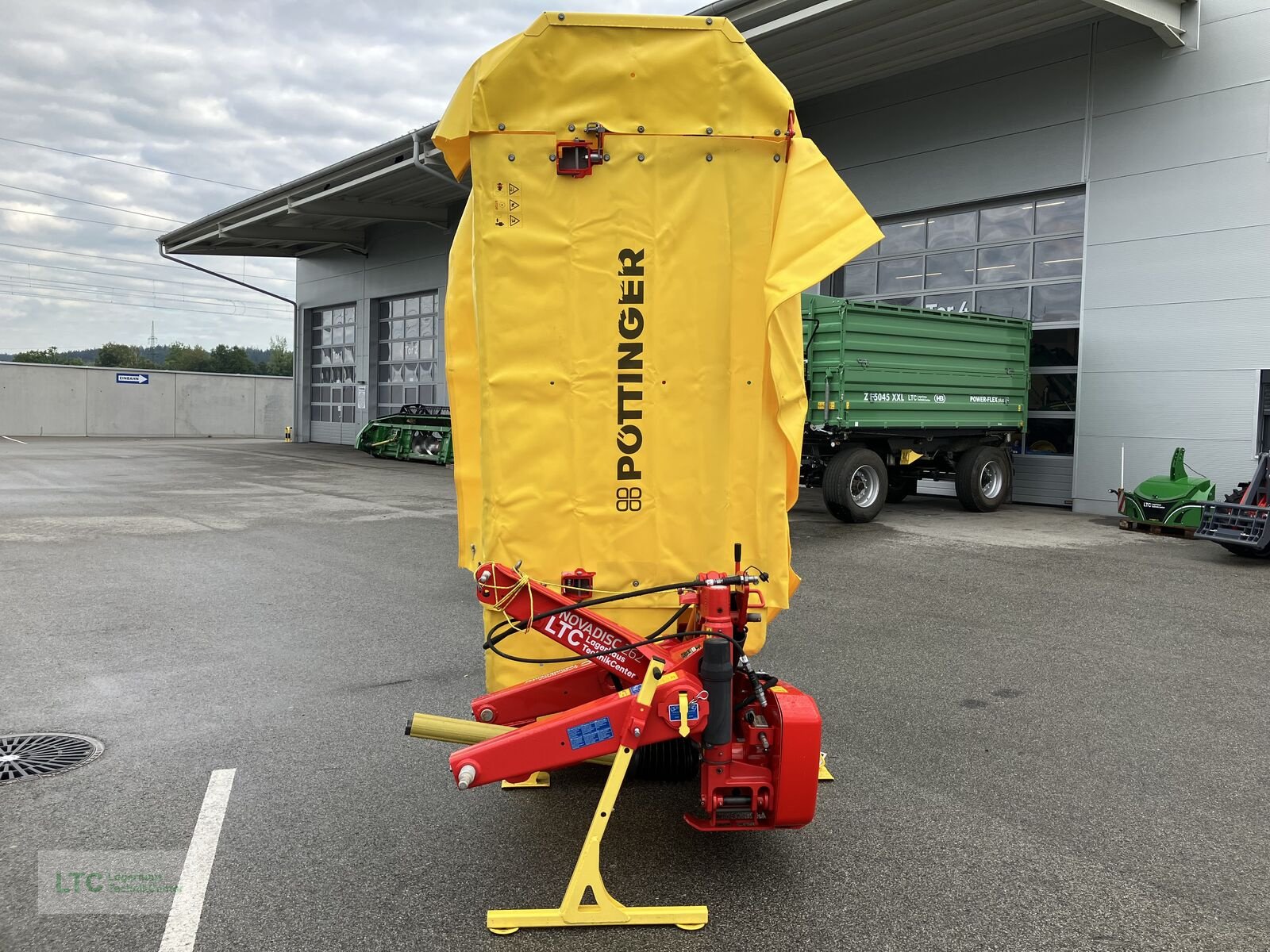 Mähwerk des Typs Pöttinger Nova Disc 262, Neumaschine in Redlham (Bild 9)