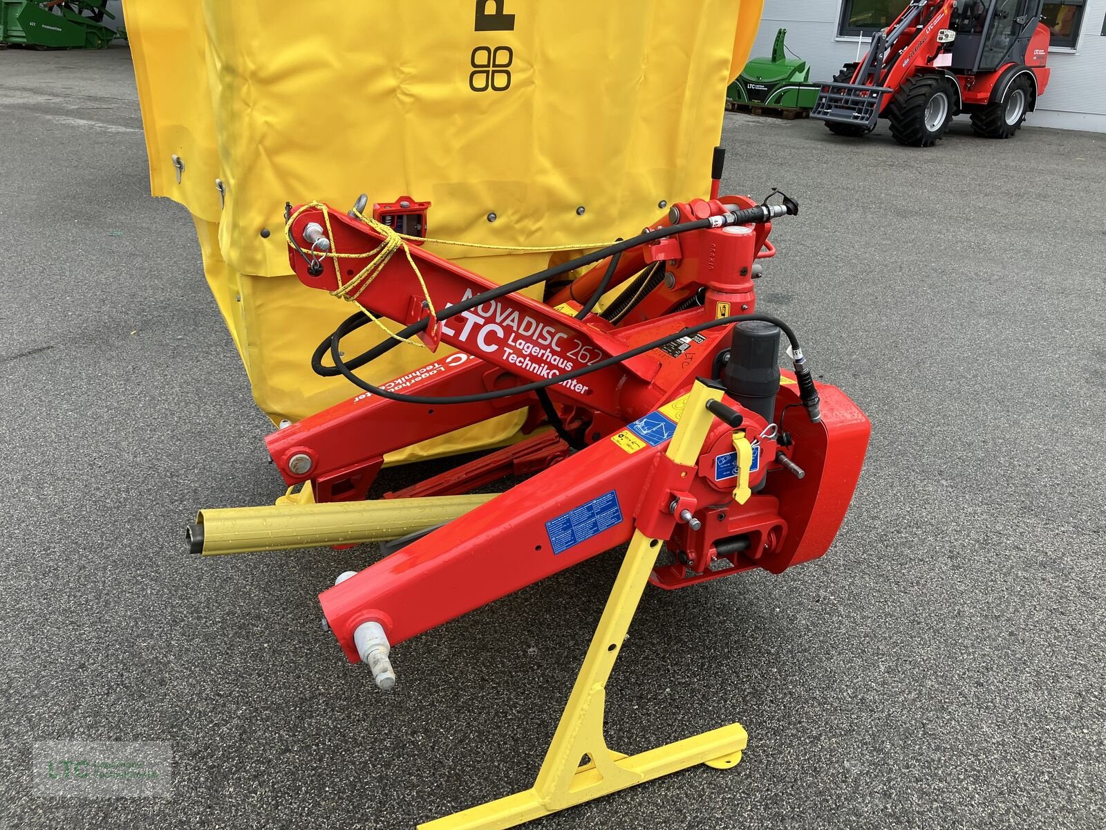 Mähwerk des Typs Pöttinger Nova Disc 262, Neumaschine in Redlham (Bild 10)