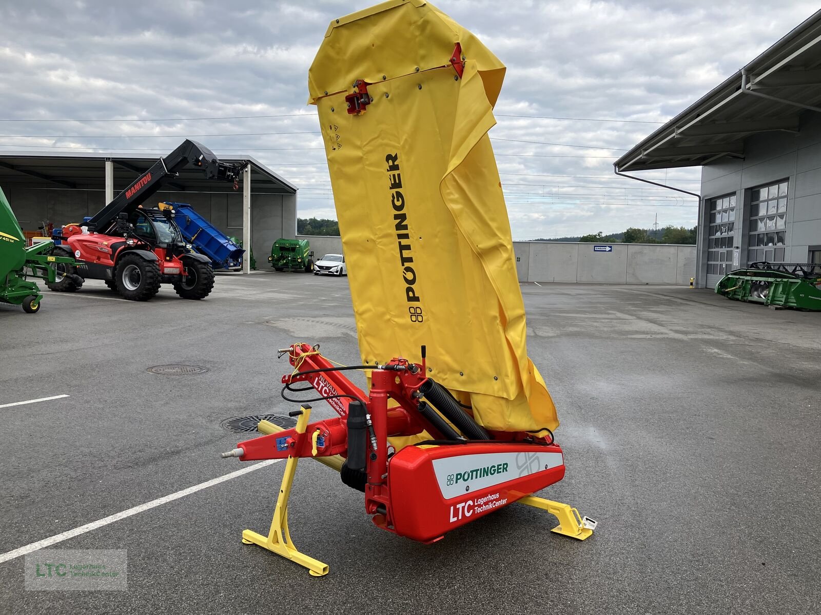 Mähwerk des Typs Pöttinger Nova Disc 262, Neumaschine in Redlham (Bild 4)