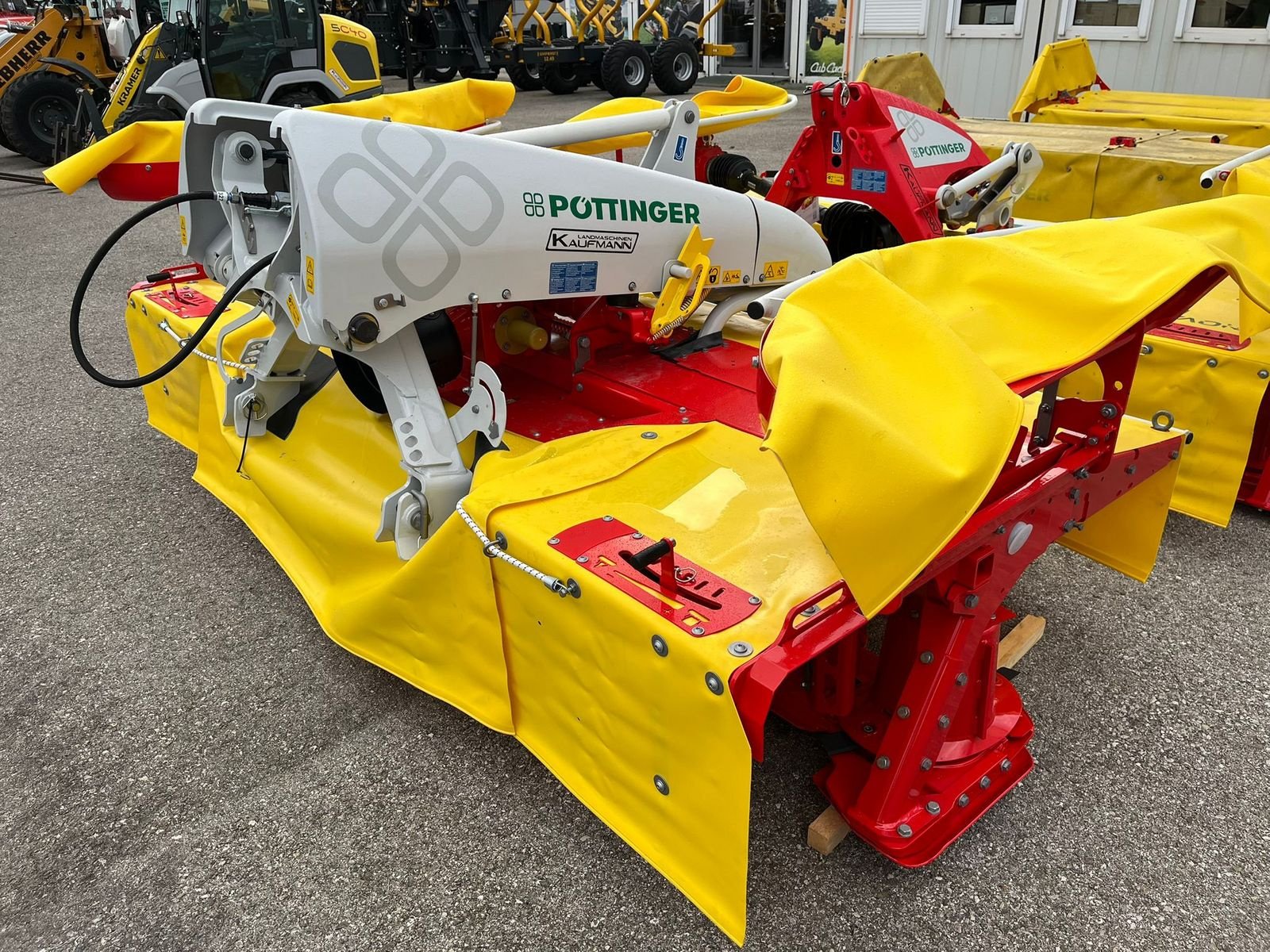 Mähwerk of the type Pöttinger Novacat 301 Alpha Motion Master, Neumaschine in NATTERNBACH (Picture 3)