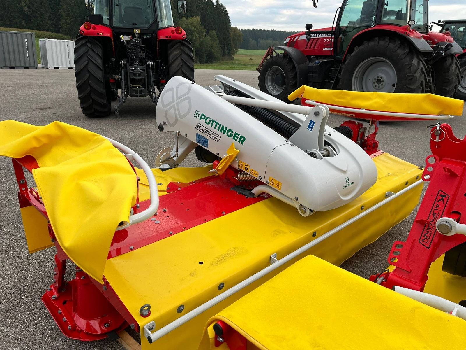 Mähwerk of the type Pöttinger Novacat 301 Alpha Motion Master, Neumaschine in NATTERNBACH (Picture 2)