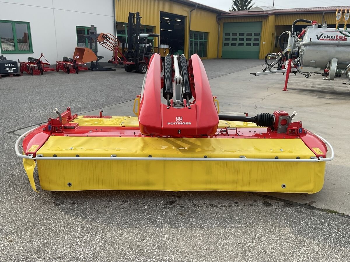 Mähwerk of the type Pöttinger Novacat 301 Alpha Motion Pro, Neumaschine in Zwettl (Picture 8)