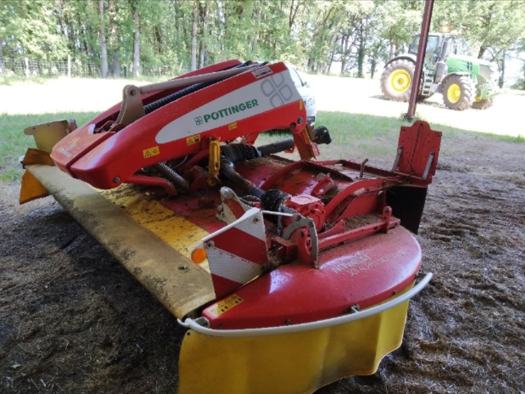 Mähwerk типа Pöttinger NOVACAT 301 alpha pro, Gebrauchtmaschine в MORLHON LE HAUT (Фотография 5)