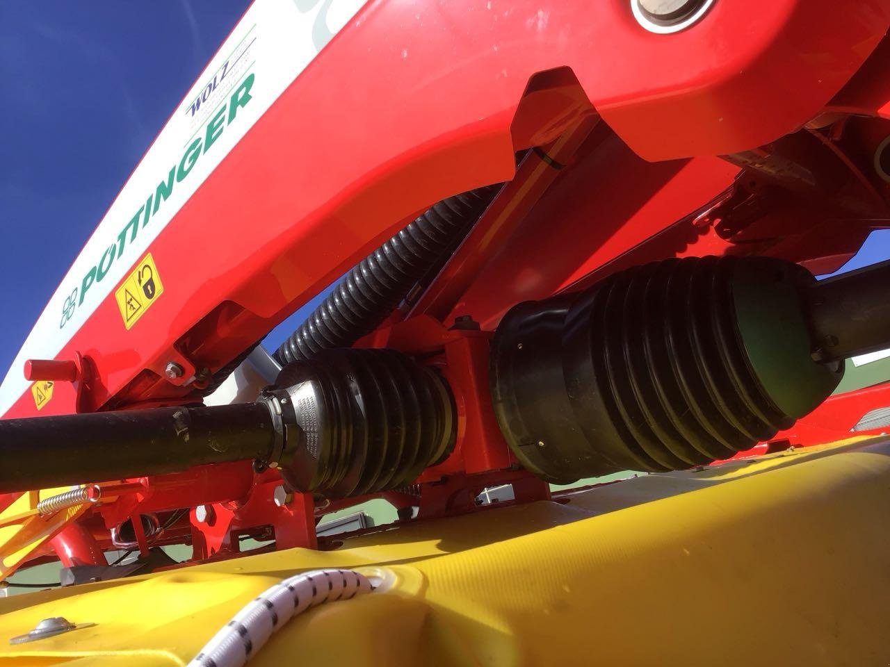 Mähwerk of the type Pöttinger NOVACAT 301 AM PRO, Neumaschine in Burgbernheim (Picture 9)