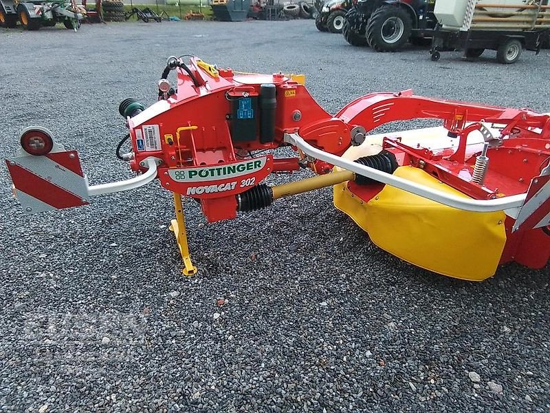 Mähwerk van het type Pöttinger Novacat 302 ED Heckmähwerk Scheibenmähwerk Aufbereiter, Gebrauchtmaschine in Straelen (Foto 5)