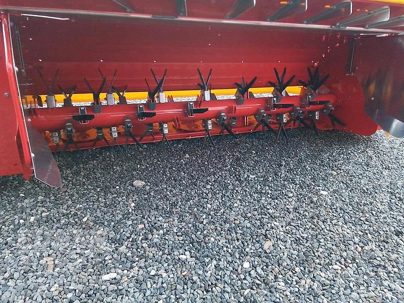 Mähwerk van het type Pöttinger Novacat 302 ED Heckmähwerk Scheibenmähwerk Aufbereiter, Gebrauchtmaschine in Straelen (Foto 6)