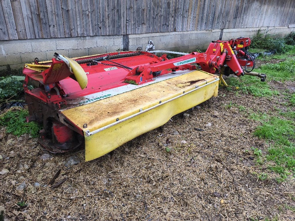 Mähwerk типа Pöttinger Novacat 302 ed, Gebrauchtmaschine в Saint-Rémy (Фотография 2)