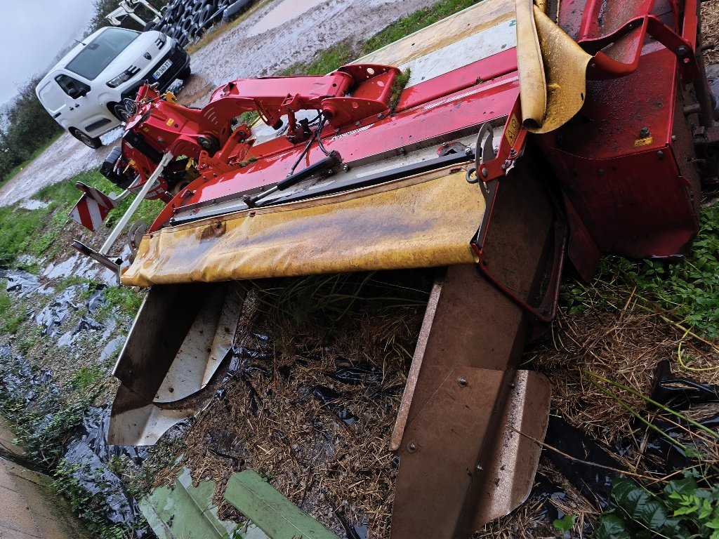 Mähwerk типа Pöttinger Novacat 302 ed, Gebrauchtmaschine в Saint-Rémy (Фотография 6)