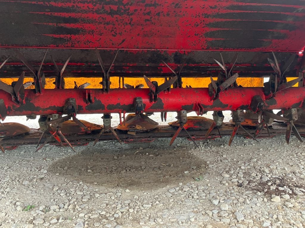 Mähwerk typu Pöttinger NOVACAT 302 ED, Gebrauchtmaschine v MORLHON LE HAUT (Obrázek 10)