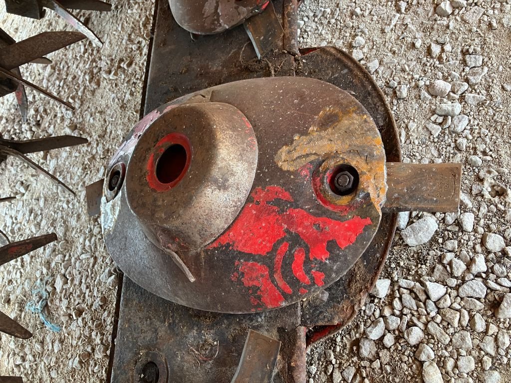 Mähwerk typu Pöttinger NOVACAT 302 ED, Gebrauchtmaschine v MORLHON LE HAUT (Obrázek 8)