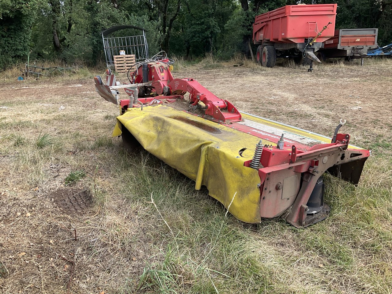 Mähwerk des Typs Pöttinger NOVACAT 302 RCB, Gebrauchtmaschine in MORLHON LE HAUT (Bild 3)