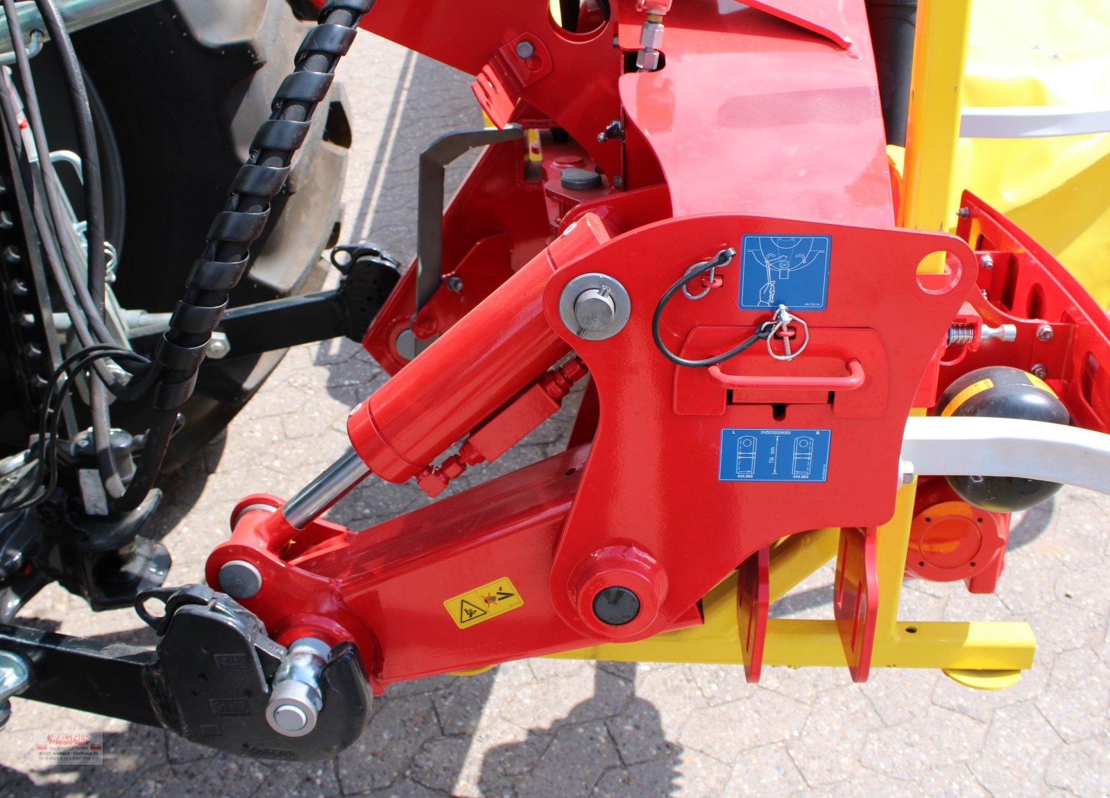 Mähwerk des Typs Pöttinger Novacat 302, Neumaschine in Ansbach (Bild 3)