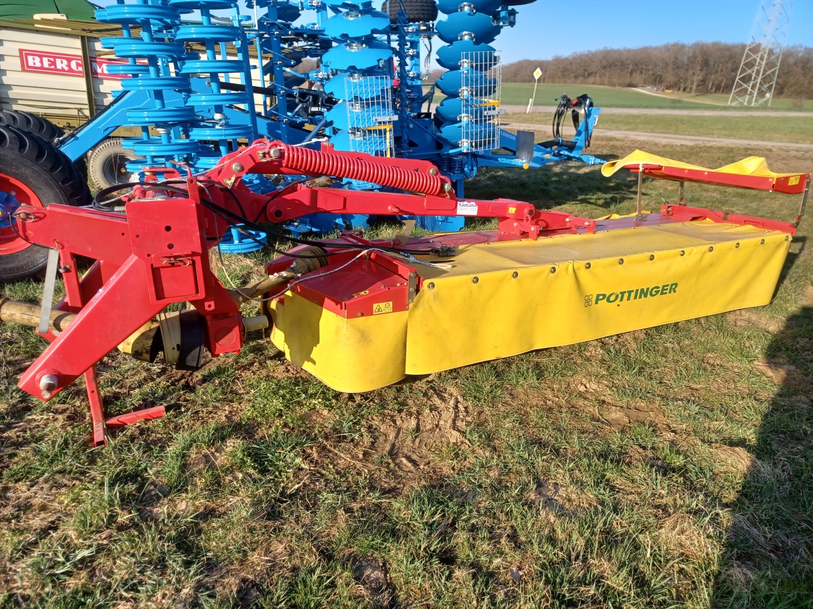 Mähwerk des Typs Pöttinger Novacat 305 H, Gebrauchtmaschine in Uffenheim (Bild 2)