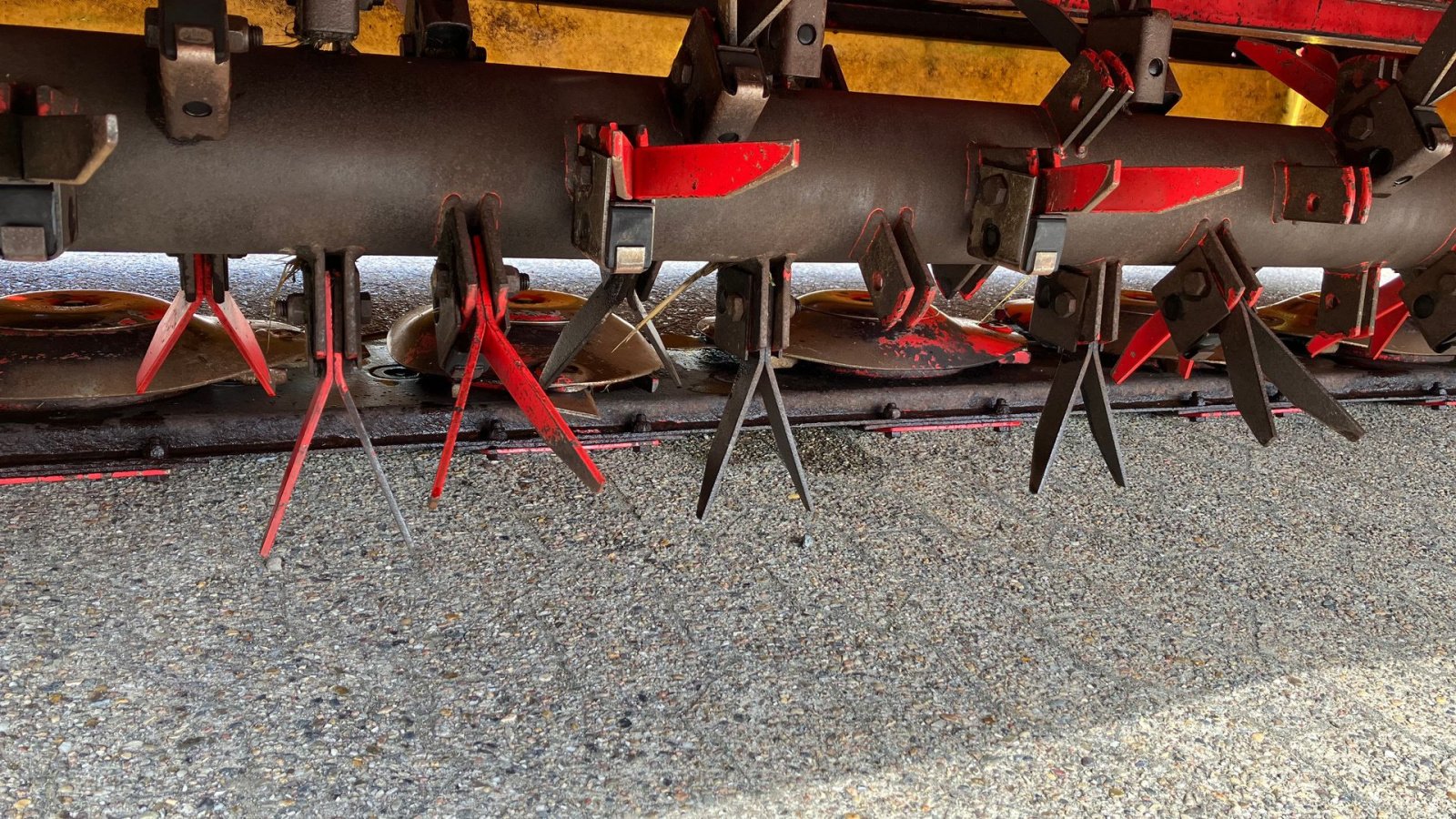 Mähwerk of the type Pöttinger Novacat 305H ED, Gebrauchtmaschine in Spøttrup (Picture 5)