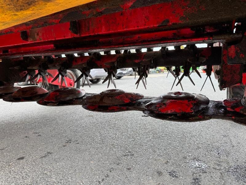 Mähwerk des Typs Pöttinger NOVACAT 320, Gebrauchtmaschine in Wargnies Le Grand (Bild 5)