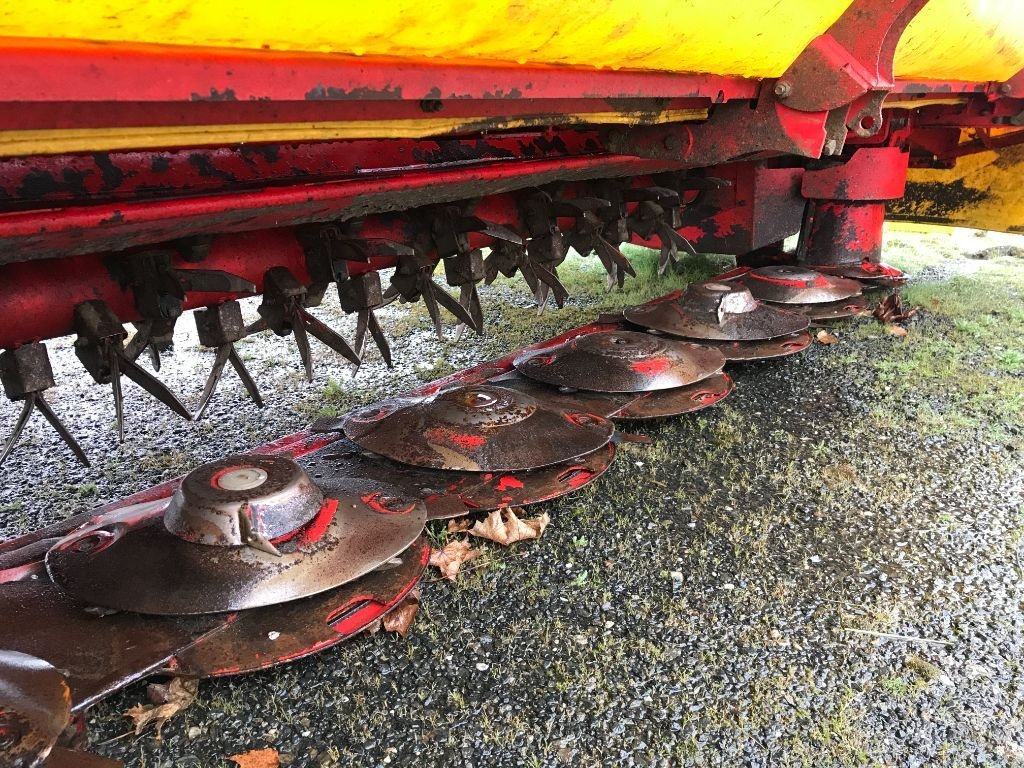 Mähwerk des Typs Pöttinger NOVACAT 352 ED, Gebrauchtmaschine in UZERCHE (Bild 7)