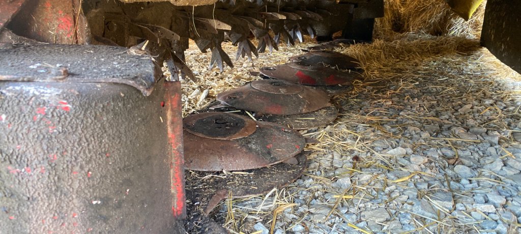 Mähwerk типа Pöttinger NOVACAT 3570 T, Gebrauchtmaschine в Calmont (Фотография 9)