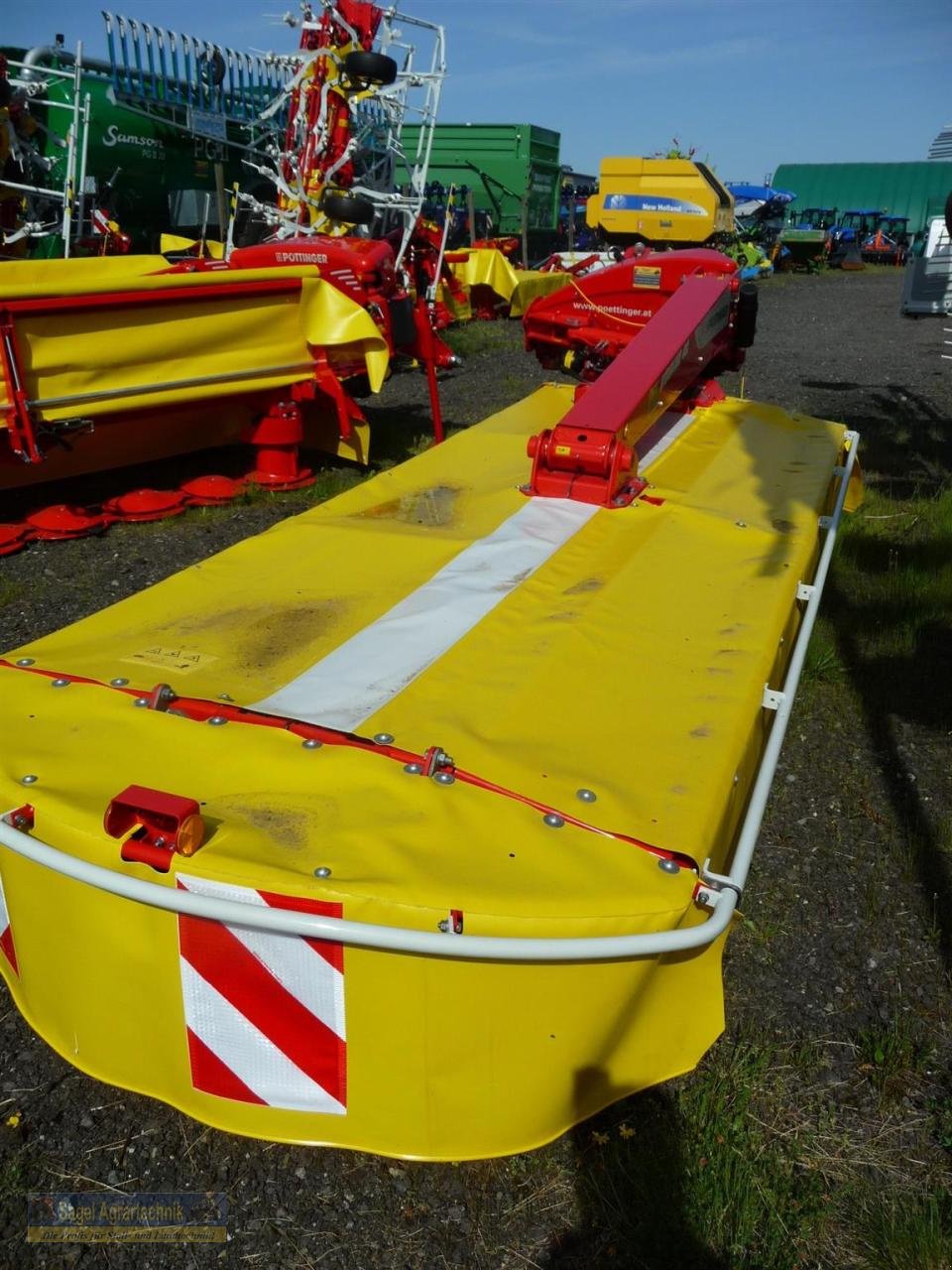 Mähwerk des Typs Pöttinger NOVACAT 402, Neumaschine in Rhaunen (Bild 2)
