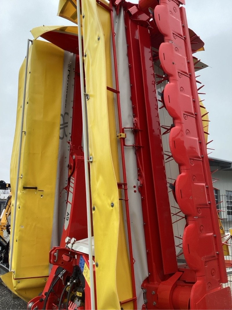 Mähwerk of the type Pöttinger Novacat A9 ED, Neumaschine in Steinheim-Bergheim (Picture 2)