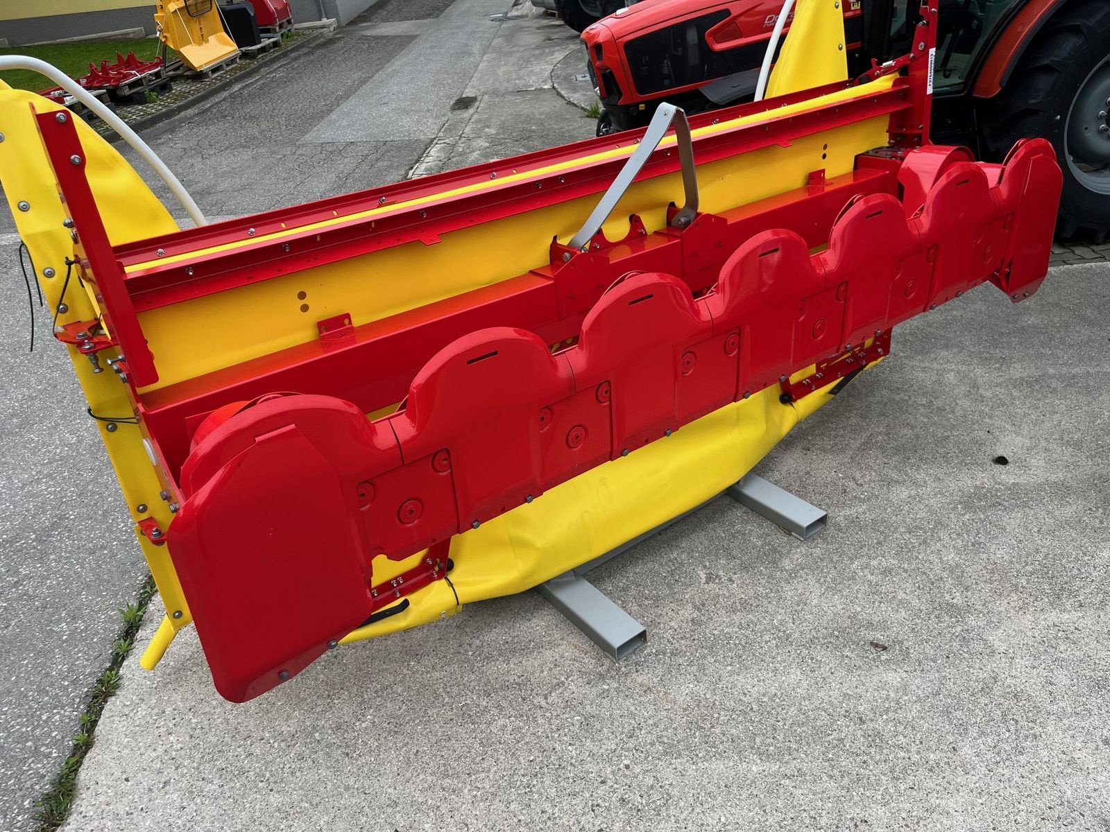 Mähwerk typu Pöttinger Novacat F 3100 OPTICURVE Scheibenmäher, Neumaschine v Waldneukirchen (Obrázek 5)