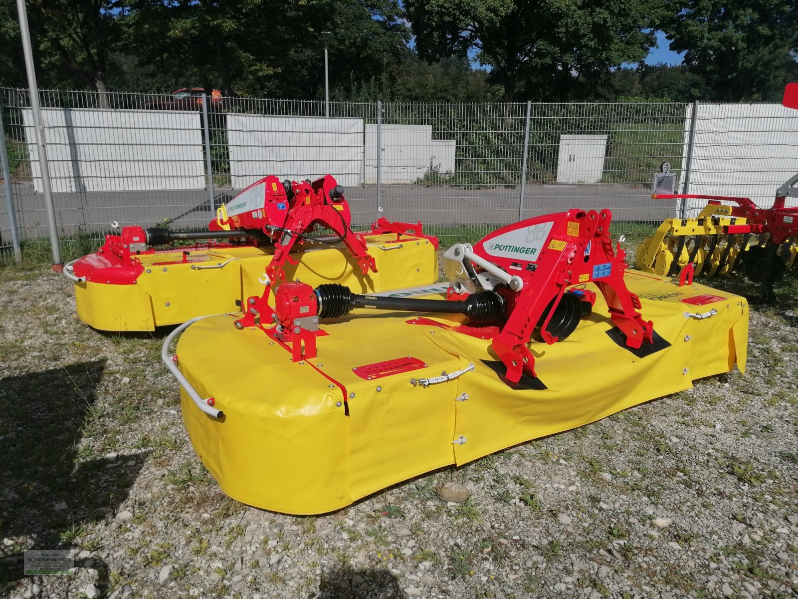 Mähwerk of the type Pöttinger Novacat F 3100, Neumaschine in Steisslingen (Picture 1)