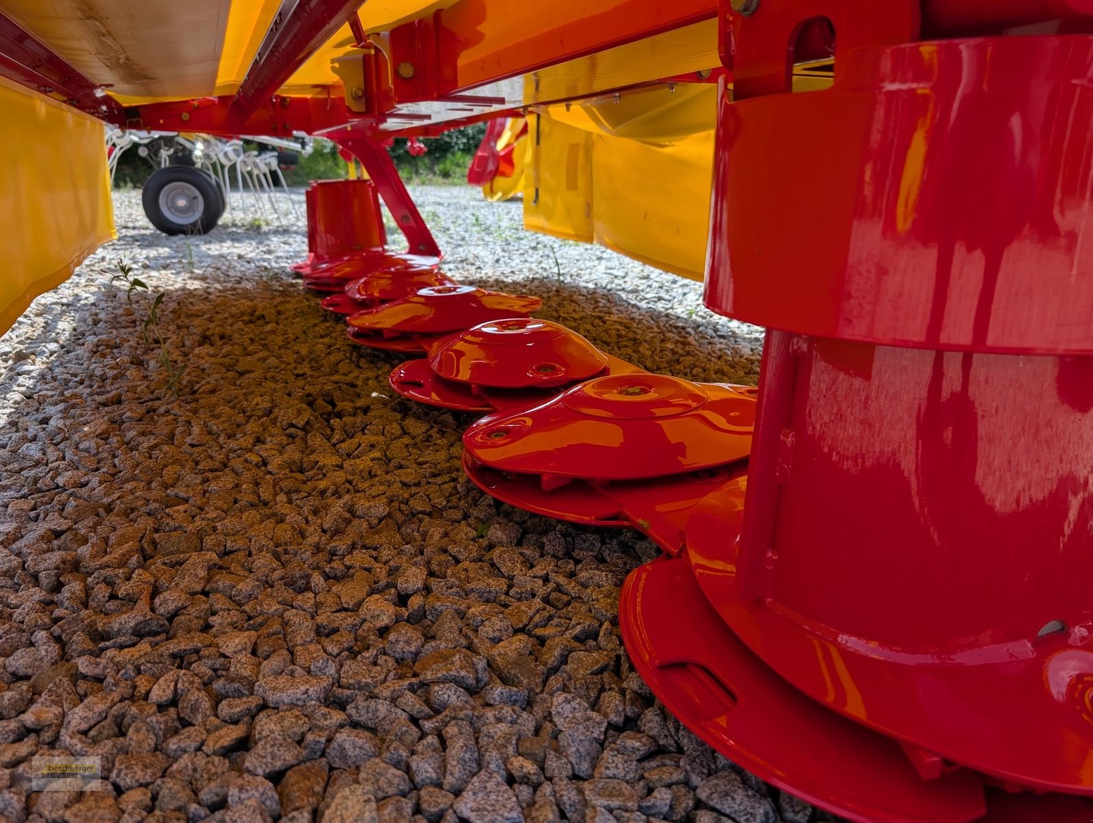 Mähwerk of the type Pöttinger Novacat F 3100, Neumaschine in Senftenbach (Picture 5)