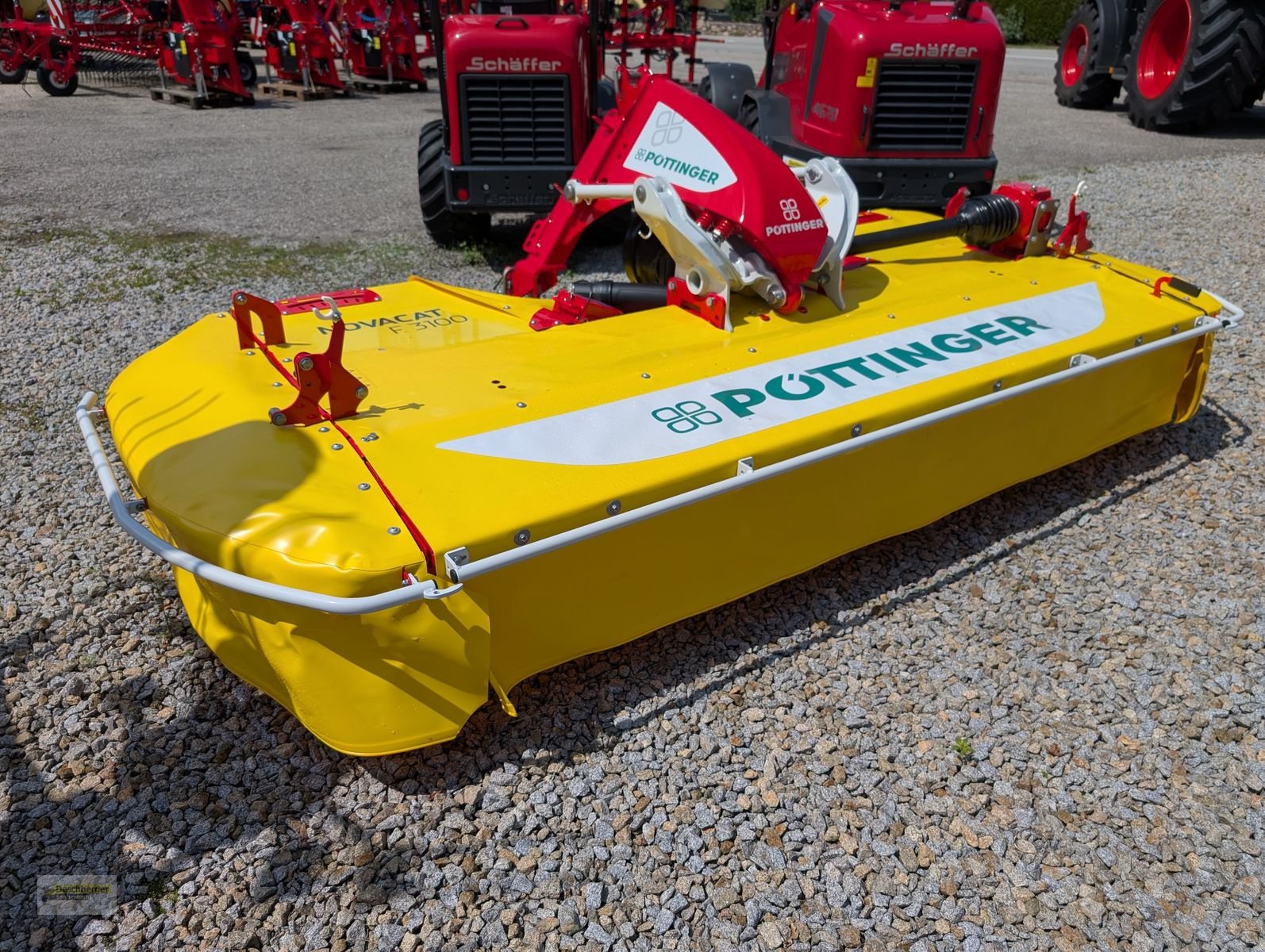 Mähwerk of the type Pöttinger Novacat F 3100, Neumaschine in Senftenbach (Picture 1)