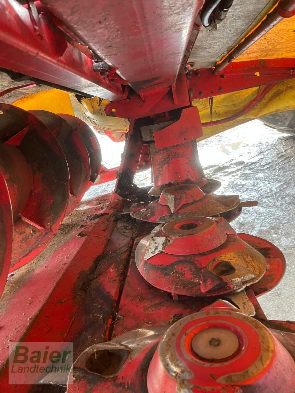 Mähwerk от тип Pöttinger Novacat V 10000 CF, Gebrauchtmaschine в OBERNDORF-HOCHMOESSINGEN (Снимка 8)