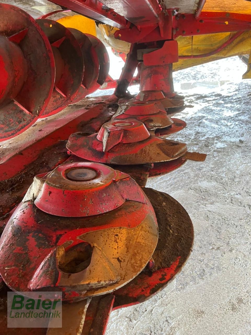 Mähwerk от тип Pöttinger Novacat V 10000 CF, Gebrauchtmaschine в OBERNDORF-HOCHMOESSINGEN (Снимка 10)