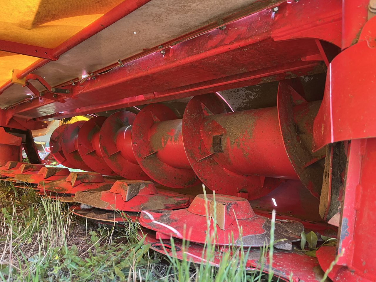 Mähwerk of the type Pöttinger NOVACAT V 10000 CF, Gebrauchtmaschine in VERT TOULON (Picture 11)