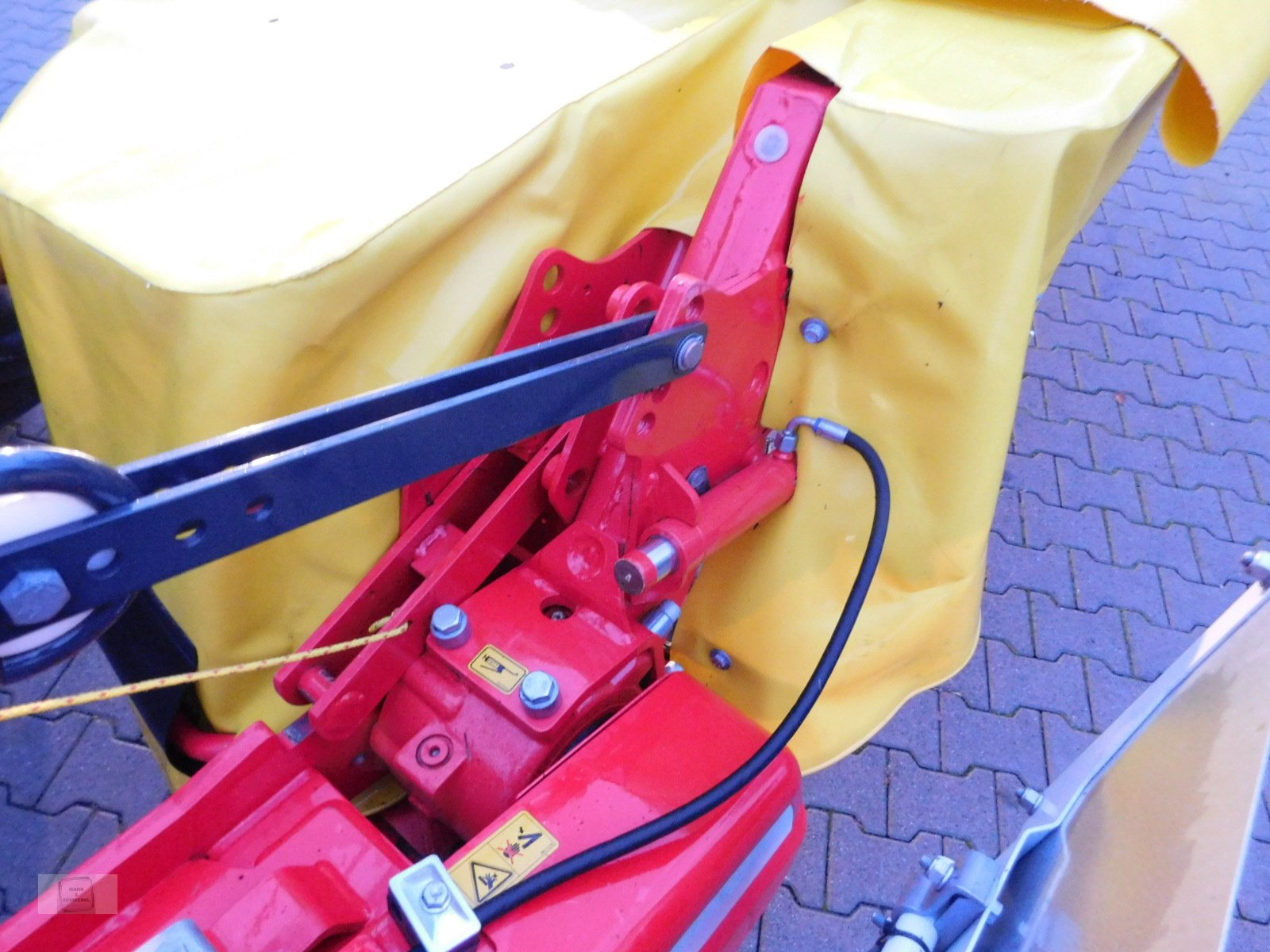 Mähwerk of the type Pöttinger Novadisc 302, Gebrauchtmaschine in Gross-Bieberau (Picture 4)