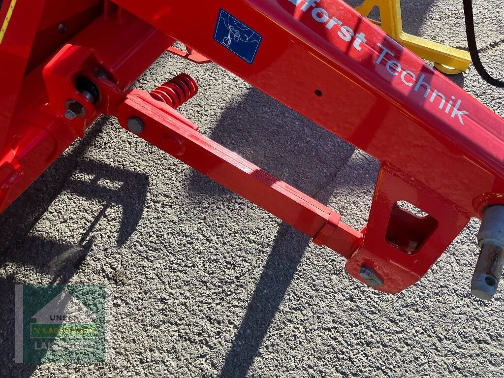 Mähwerk des Typs Pöttinger Novadisc 302, Neumaschine in Murau (Bild 9)