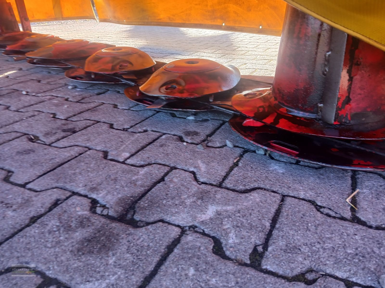 Mähwerk типа Pöttinger NovaDisc 305 H, Gebrauchtmaschine в Aurolzmünster (Фотография 9)