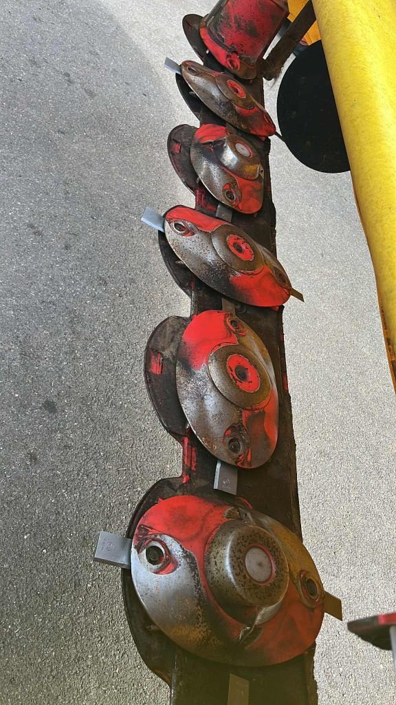 Mähwerk of the type Pöttinger NOVADISC 352, Gebrauchtmaschine in VERNOUX EN VIVARAIS (Picture 7)