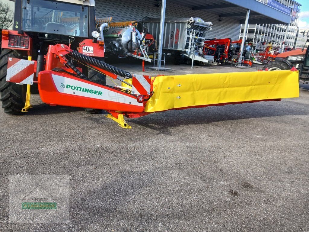 Mähwerk of the type Pöttinger Scheibenmäher NOVADISC 352, Neumaschine in Aschbach (Picture 2)
