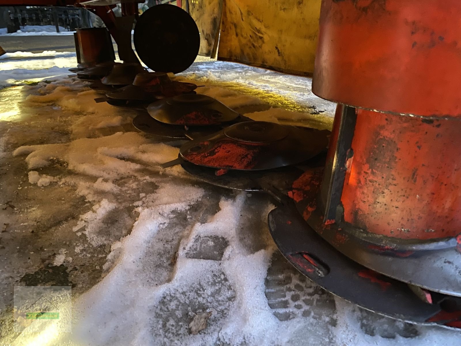 Mähwerk of the type Pöttinger Scheibenmähwerk Novacat 301 Alpha-Motion, Gebrauchtmaschine in Wartberg (Picture 3)