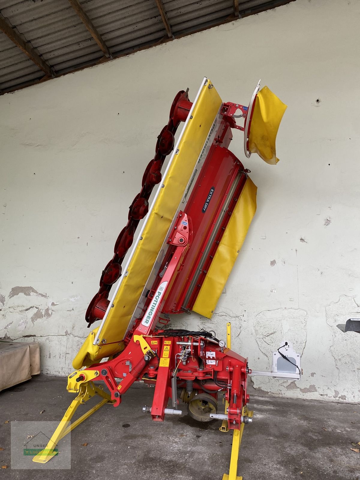 Mähwerk of the type Pöttinger Scheibenmähwerk Novacat 302 ED, Gebrauchtmaschine in Wartberg (Picture 1)