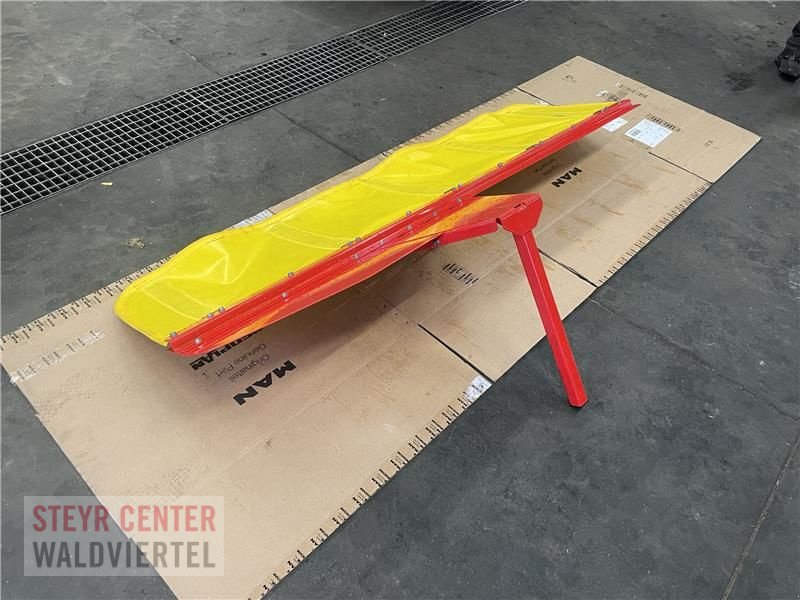 Mähwerk of the type Pöttinger Schwadtuch zu Novacat 302 Cross Flow, Neumaschine in Vitis (Picture 2)